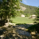 yourtes-ruisseau1